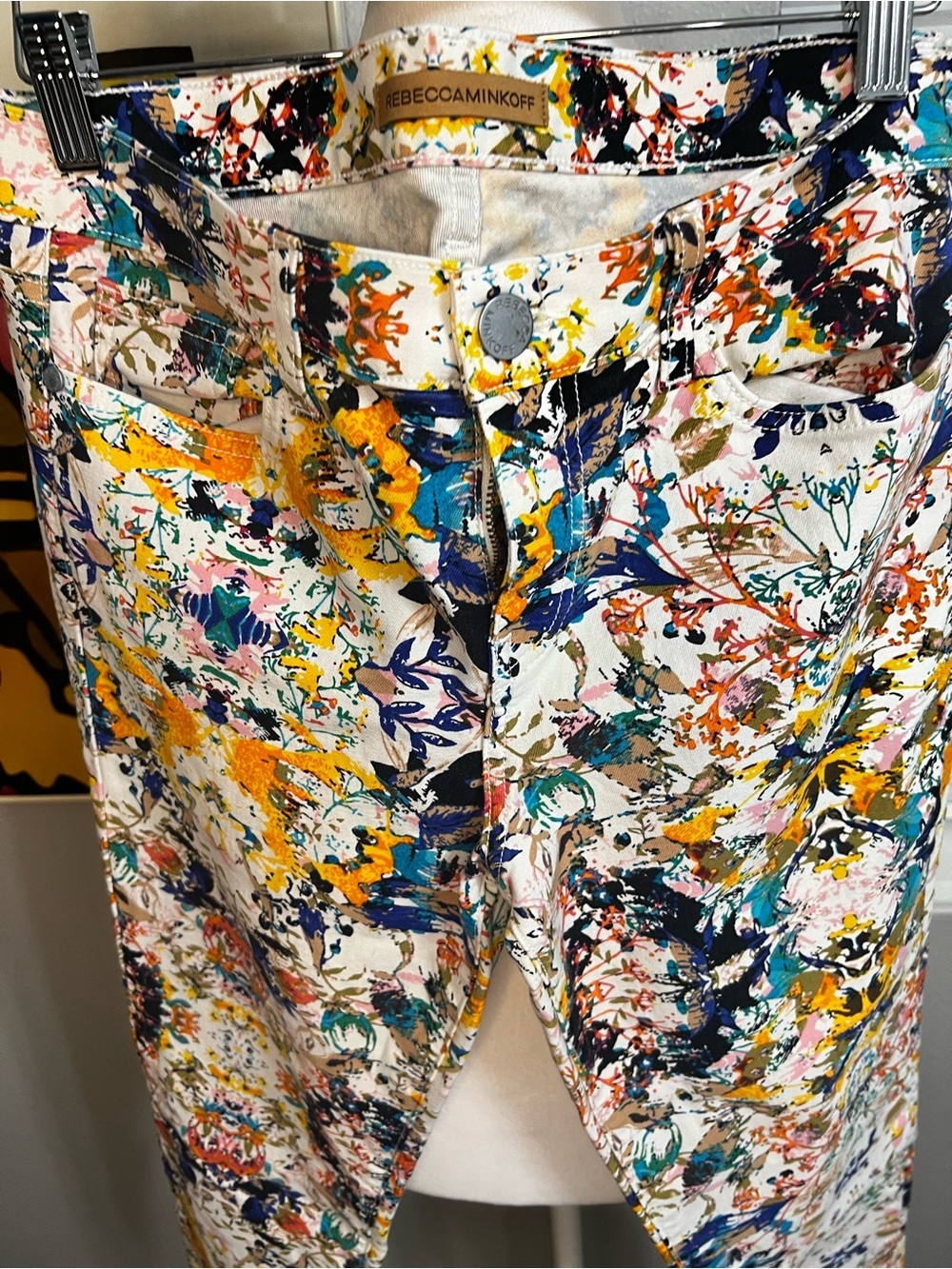 Rebecca Minkoff RESORT 2015 Jeans 29
Colorblast Paint Splatter Skinny - Picture 9 of 15